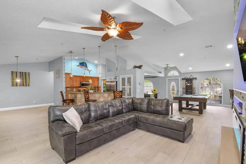 246 SE Ashley Oaks Way Stuart FL 34997