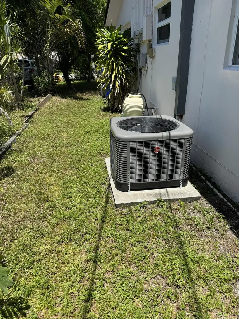 860-870 NE 23rd Avenue Pompano Beach FL 33062