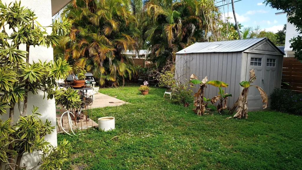 860-870 NE 23rd Avenue Pompano Beach FL 33062