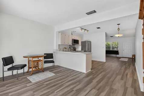 860-870 NE 23rd Avenue Pompano Beach FL 33062