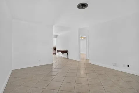 860-870 NE 23rd Avenue Pompano Beach FL 33062