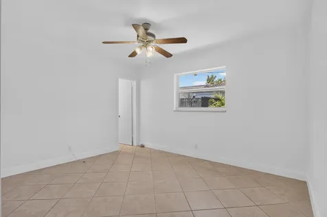 860-870 NE 23rd Avenue Pompano Beach FL 33062