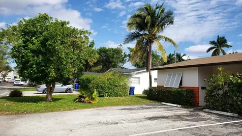860-870 NE 23rd Avenue Pompano Beach FL 33062