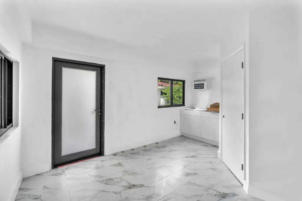 2800 Palmer Drive Hollywood FL 33021
