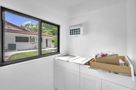 2800 Palmer Drive Hollywood FL 33021