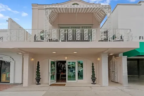 255 Royal Poinciana Way Palm Beach FL 33480