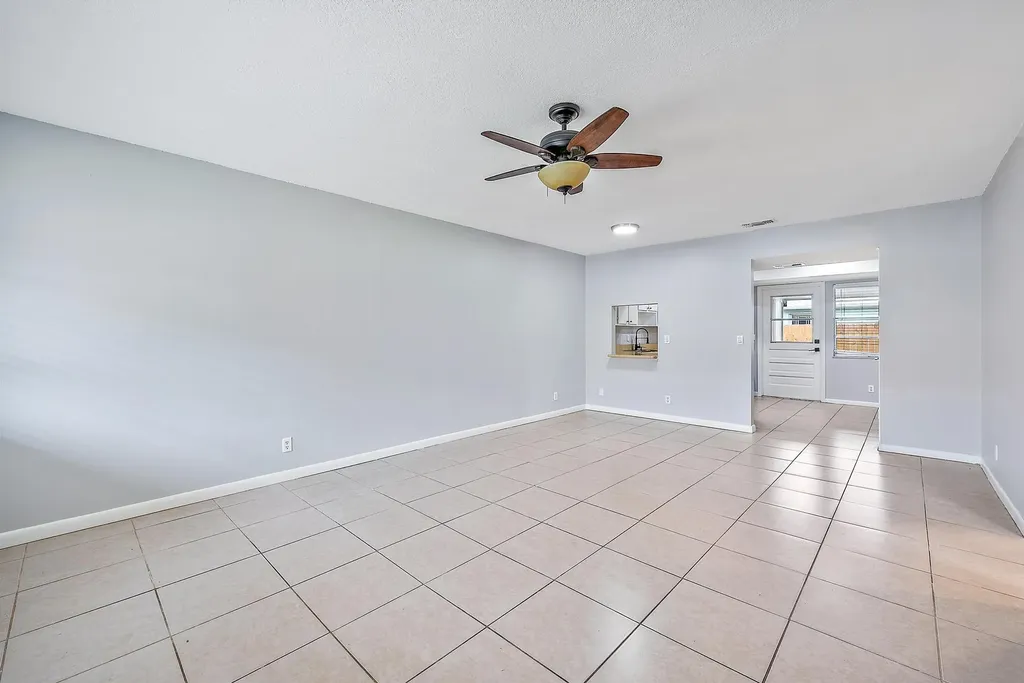 9050 E Highland Pines Boulevard Palm Beach Gardens FL 33418