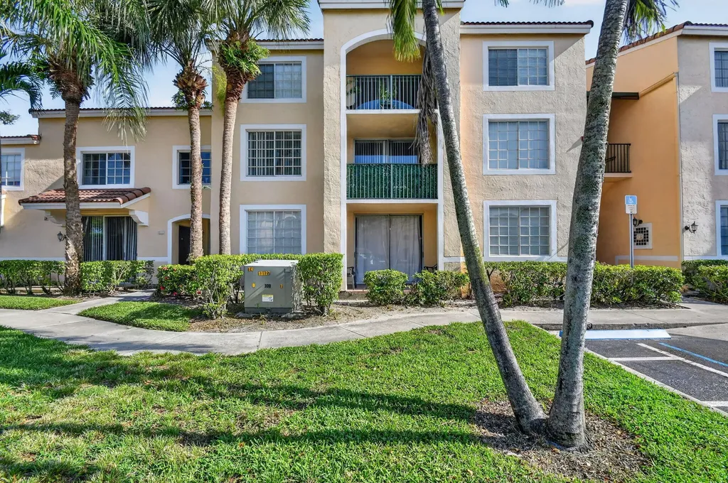 1733 Village Boulevard West Palm Beach FL 33409