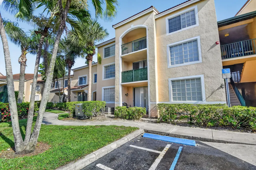 1733 Village Boulevard West Palm Beach FL 33409