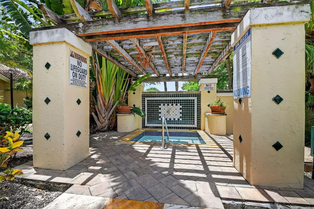 1733 Village Boulevard West Palm Beach FL 33409
