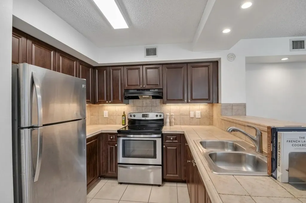 1733 Village Boulevard West Palm Beach FL 33409