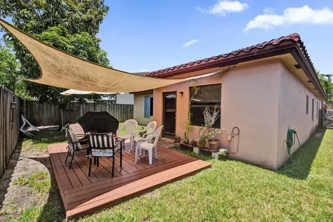 109 NE 26th Terrace Homestead FL 33033