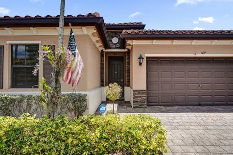 109 NE 26th Terrace Homestead FL 33033