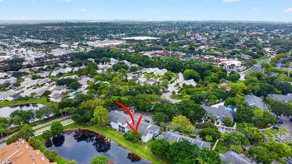 907 Harbour Pointe Way Greenacres FL 33413