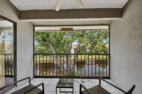 907 Harbour Pointe Way Greenacres FL 33413