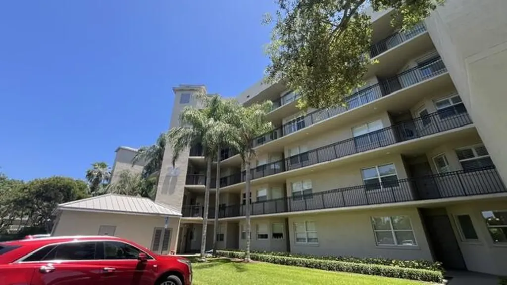 26 Royal Palm Way Boca Raton FL 33432