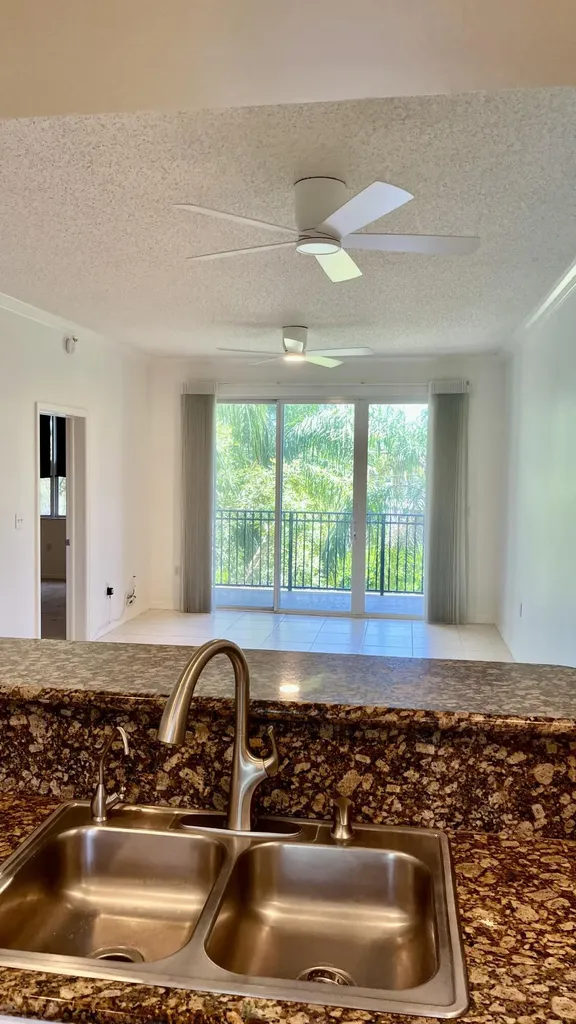 26 Royal Palm Way Boca Raton FL 33432