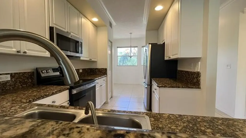 26 Royal Palm Way Boca Raton FL 33432