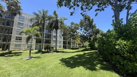26 Royal Palm Way Boca Raton FL 33432