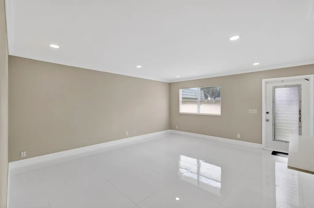 429 Flanders I Delray Beach FL 33484