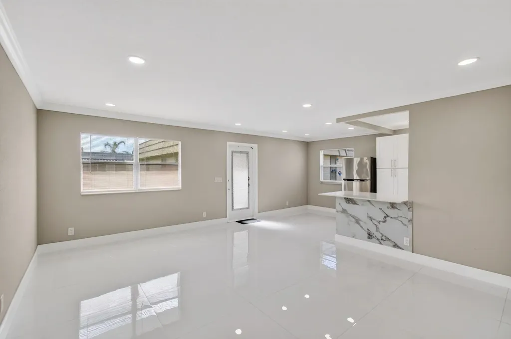429 Flanders I Delray Beach FL 33484