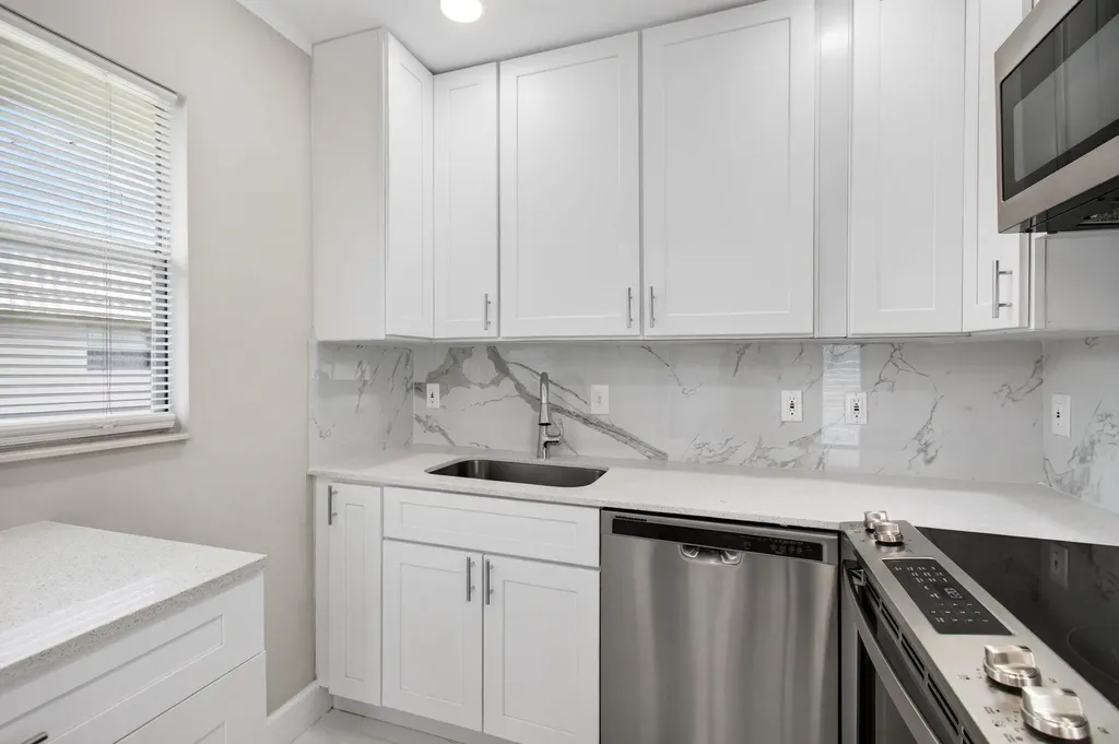 429 Flanders I Delray Beach FL 33484