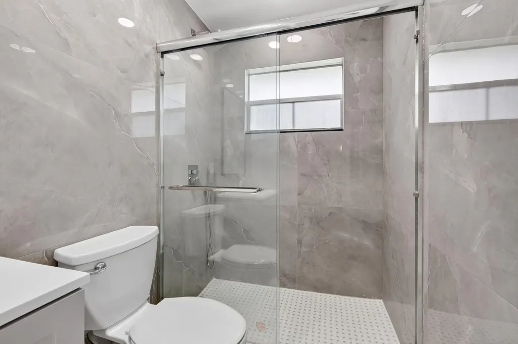 429 Flanders I Delray Beach FL 33484