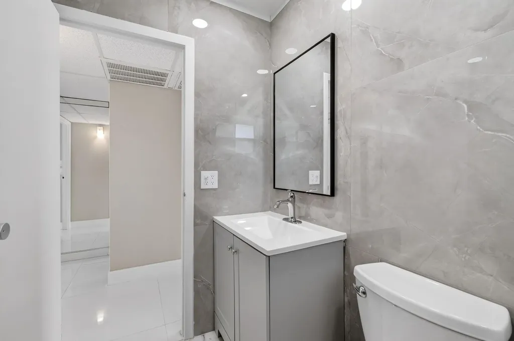 429 Flanders I Delray Beach FL 33484