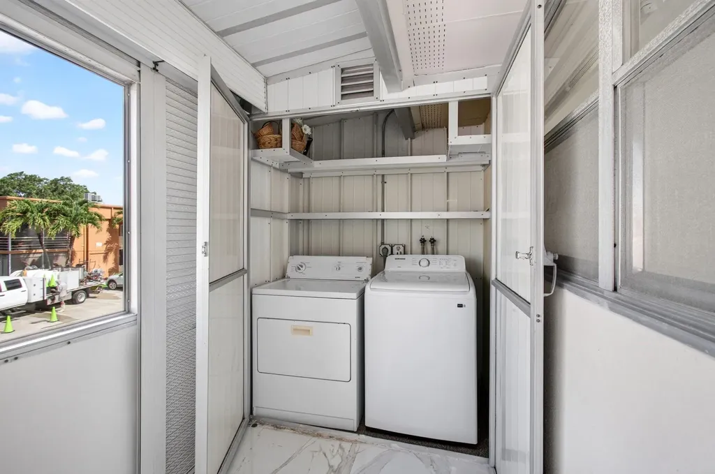 429 Flanders I Delray Beach FL 33484