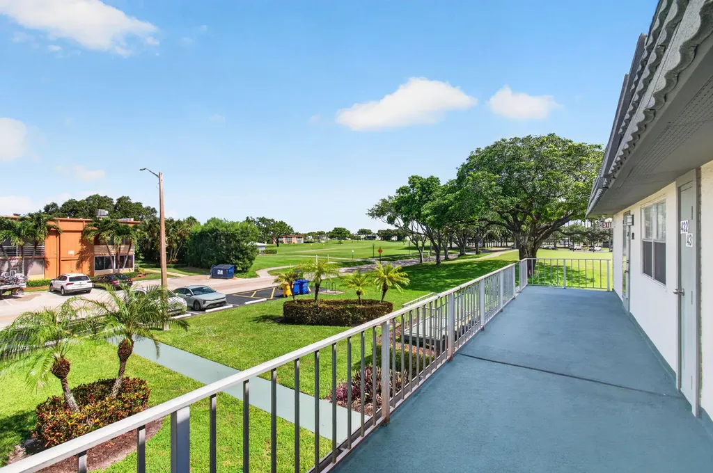 429 Flanders I Delray Beach FL 33484