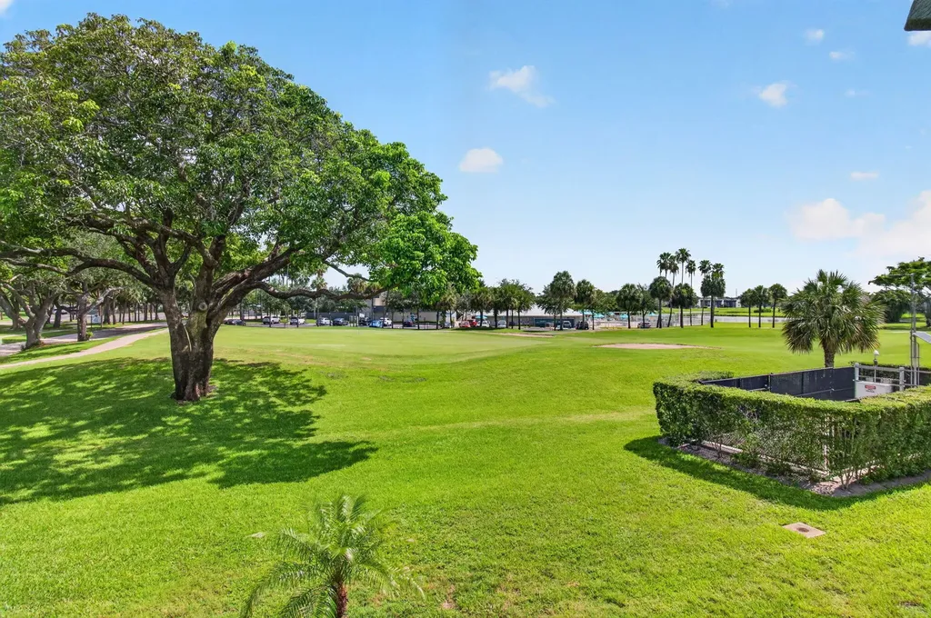 429 Flanders I Delray Beach FL 33484