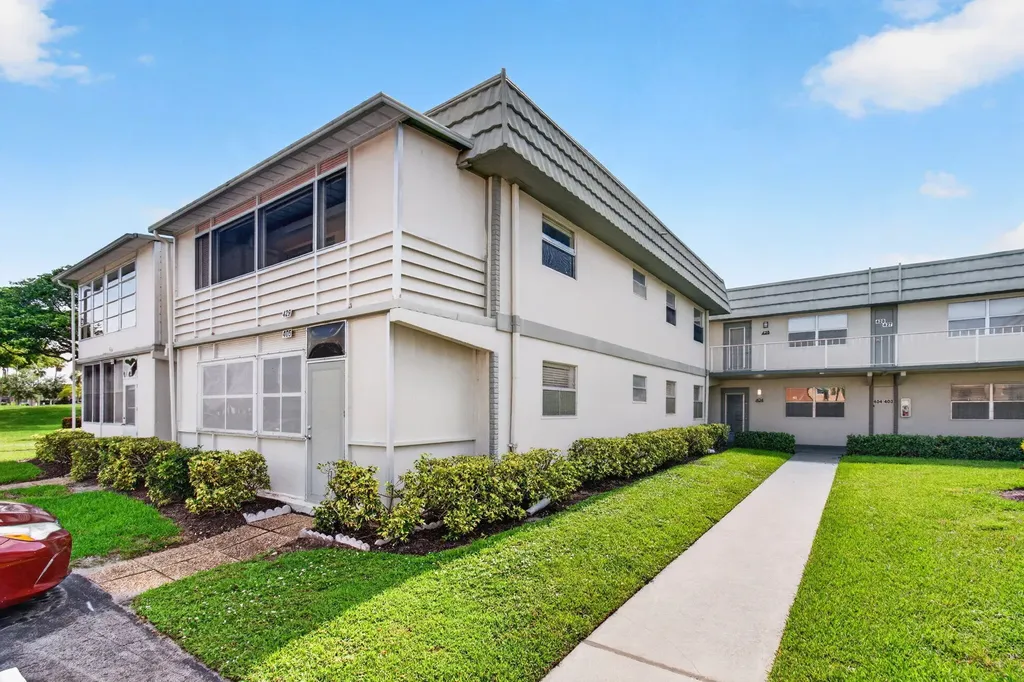 429 Flanders I Delray Beach FL 33484