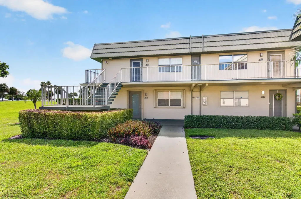 429 Flanders I Delray Beach FL 33484