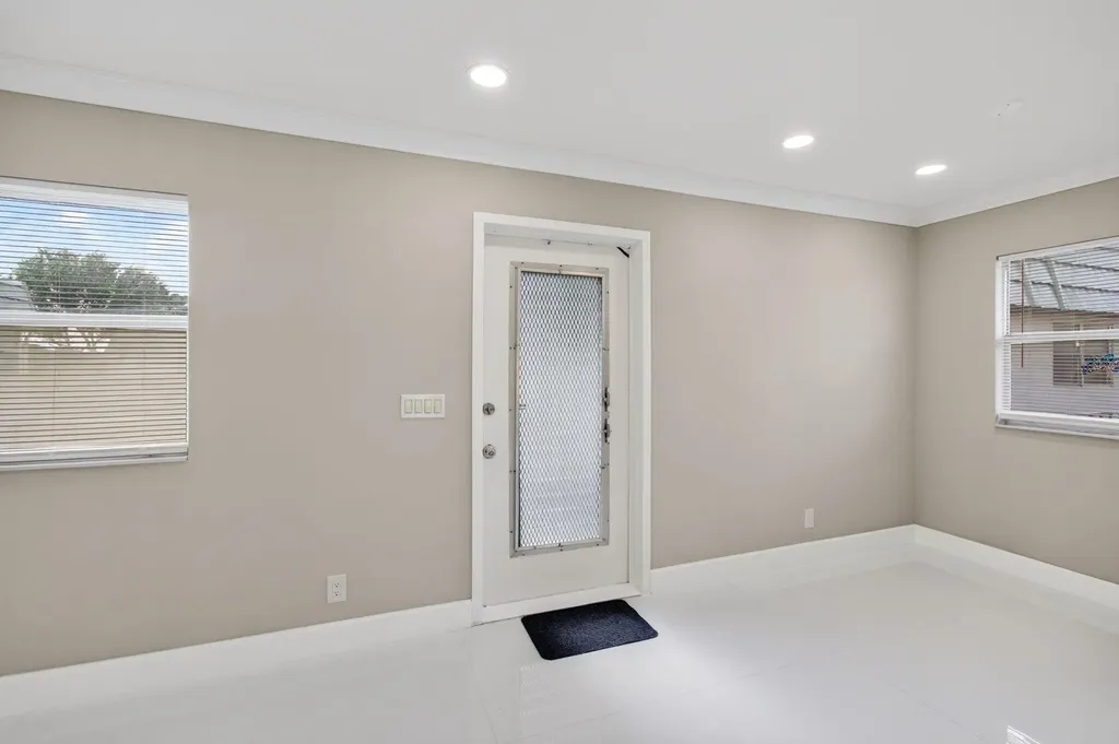 429 Flanders I Delray Beach FL 33484