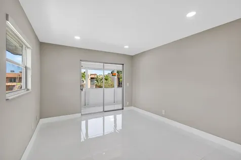 429 Flanders I Delray Beach FL 33484