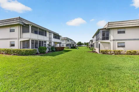 429 Flanders I Delray Beach FL 33484