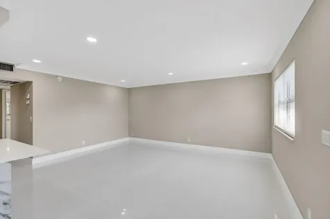 429 Flanders I Delray Beach FL 33484