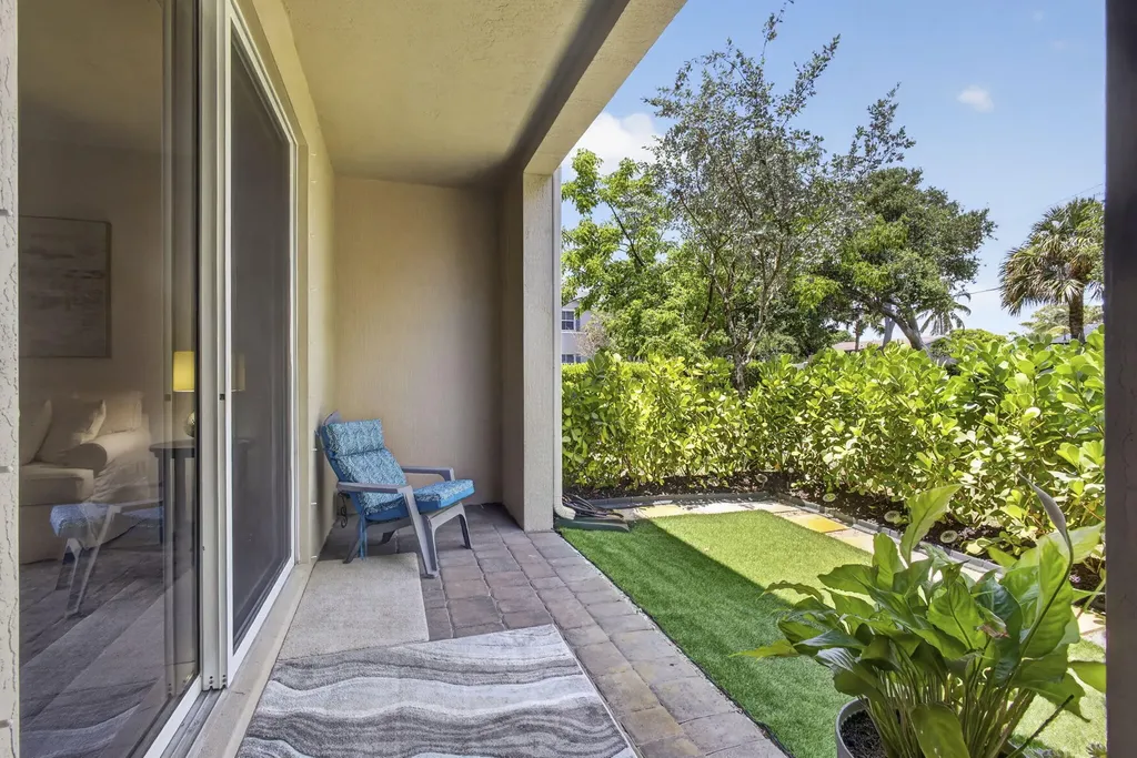 160 Bandol Street Riviera Beach FL 33404