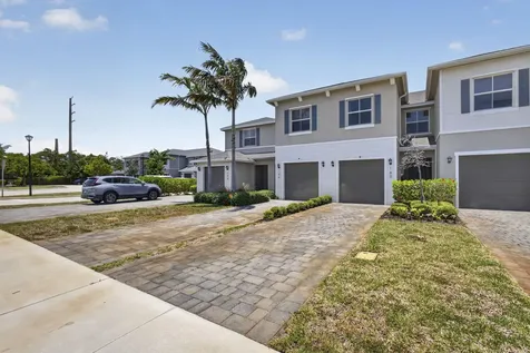 160 Bandol Street Riviera Beach FL 33404
