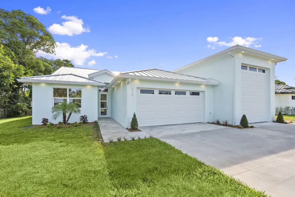 516 SE Alamanda Way Stuart FL 34996