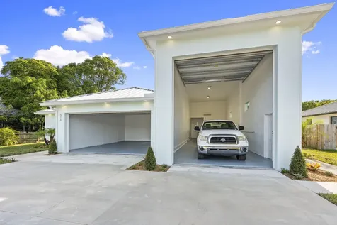 516 SE Alamanda Way Stuart FL 34996