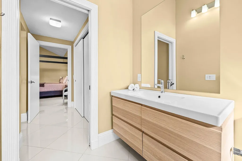 5312 Steeple Chase Boca Raton FL 33496
