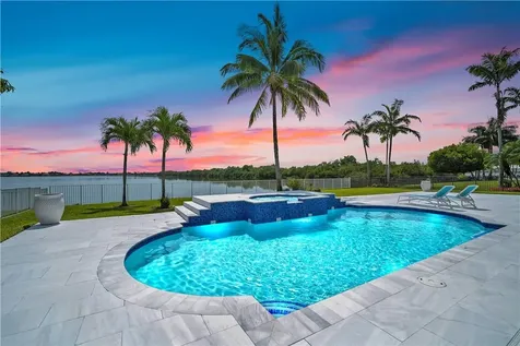 4707 SW 195th Terrace Miramar FL 33029