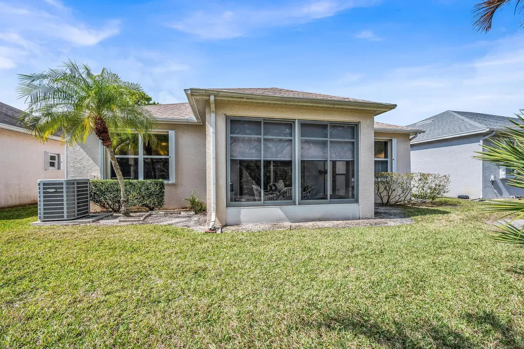 533 NW Portofino Lane Port St Lucie FL 34986