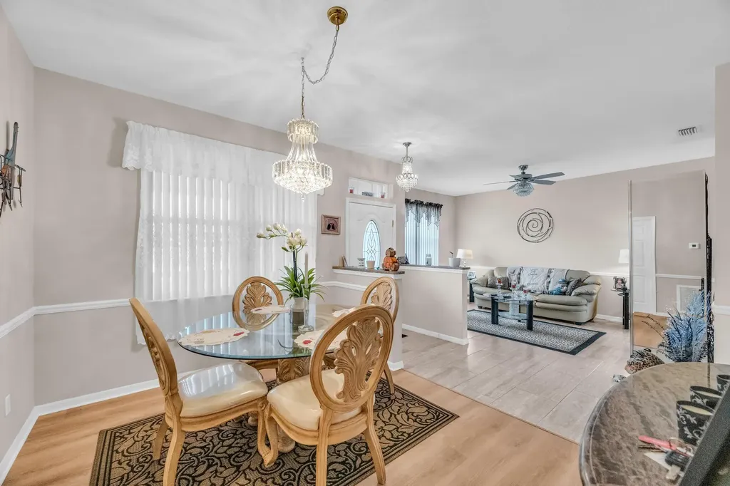 533 NW Portofino Lane Port St Lucie FL 34986
