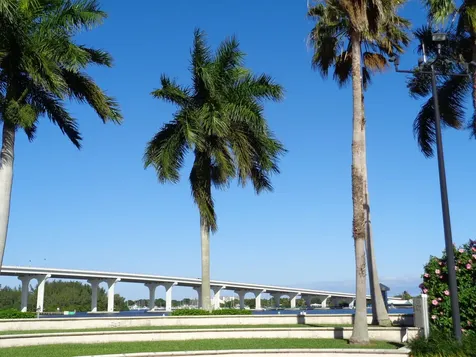 1903 Robalo Drive Vero Beach FL 32960