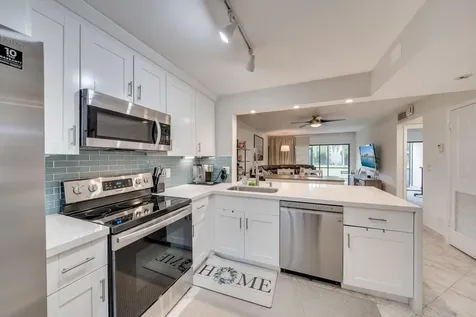 3939 NE 5th Avenue Boca Raton FL 33431