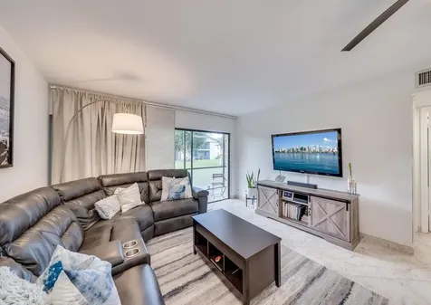 3939 NE 5th Avenue Boca Raton FL 33431