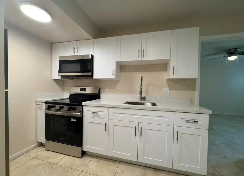 2074 NW 43rd Terrace E Lauderhill FL 33313