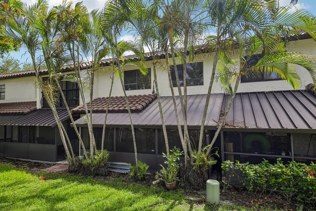 7200 NW 2nd Avenue Boca Raton FL 33487